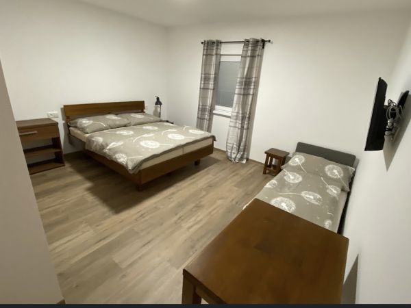 Penzion U Školy: 2 lůžkový pokoj s možností přistýlky