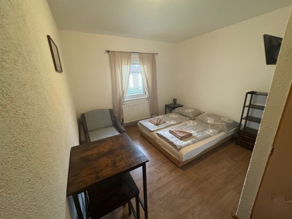 Penzion U Školy: 2 lůžkový pokoj